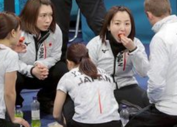 カーリング女子もぐもぐタイム