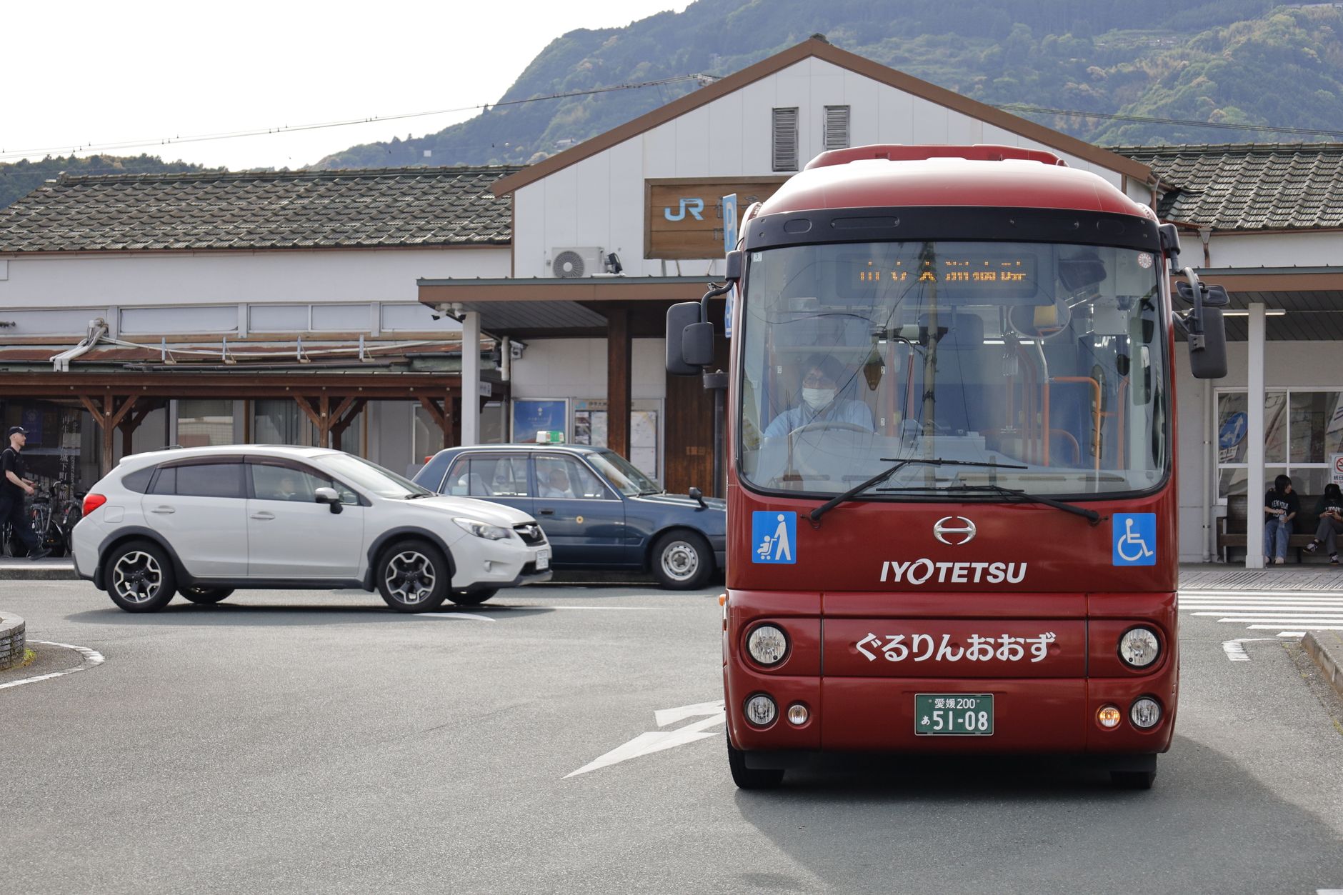 舞浜駅前店へのアクセス