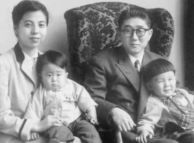 安倍洋子の若い頃、晋太郎家族