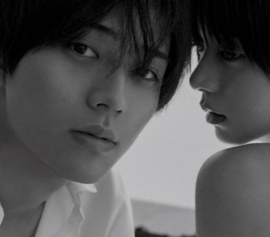 永瀬廉と池田エライザ