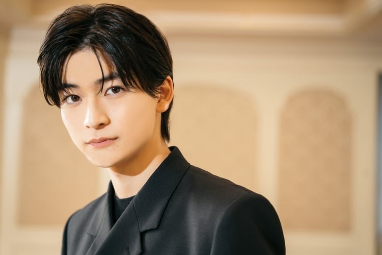 高橋文哉